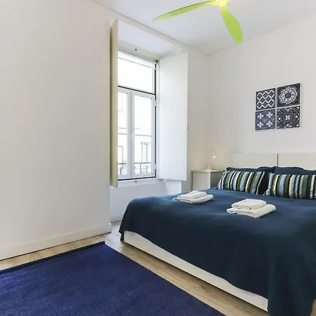 Graca Jacuzzi With Terrace By Homing Apartament Lizbona